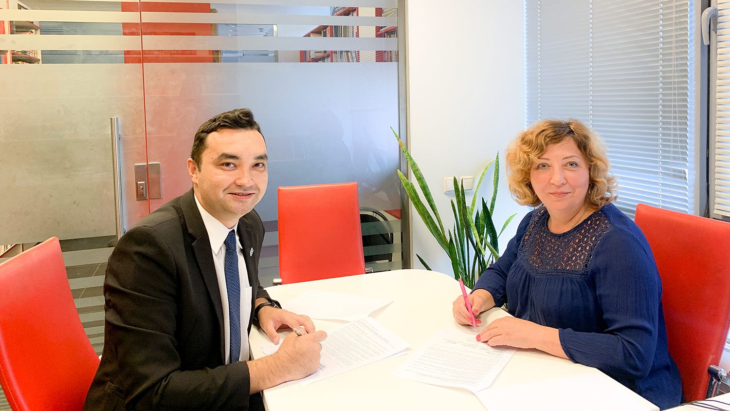 Англотерра и Cambridge University Press будут сотрудничать